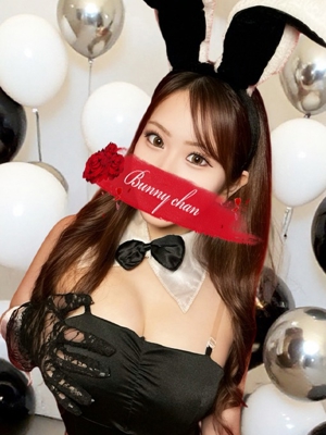 ナナミ【パイパン巨乳バニー】プロフィール写真