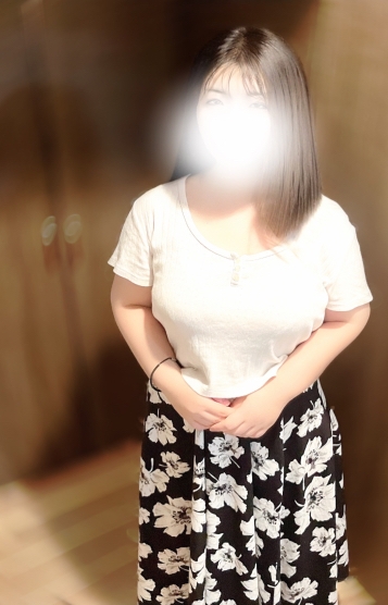 宮崎クレセント【派遣・出張マッサージ・エステ】メンズリラクゼーション(宮崎市) ゆい