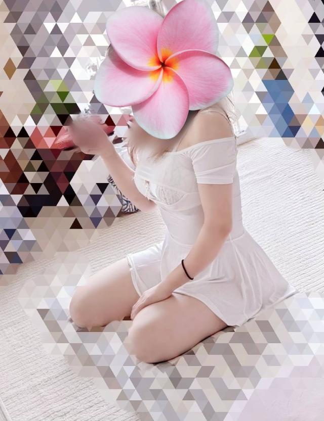 しおり♡爆乳素人美人♡気さく、高リピ率恐るべしプロフィール写真