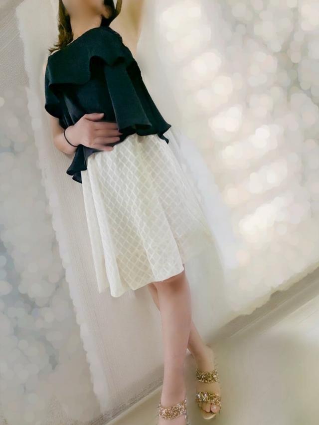 ドスケベ人妻 みさき♡10分サービス中❣