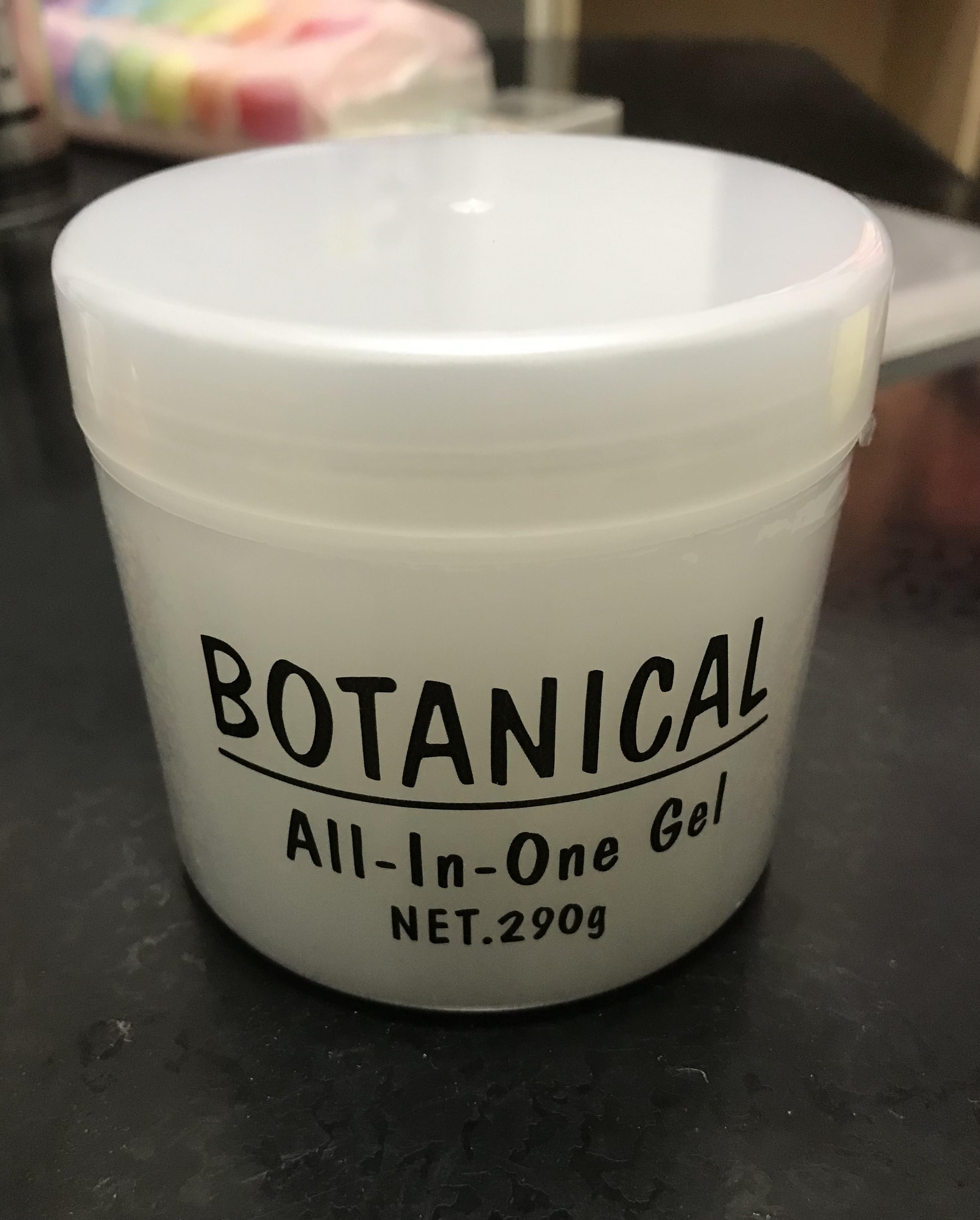 インフィニティ　店長