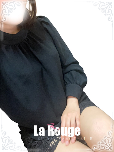 新人・汐音【しおねプロフィール写真