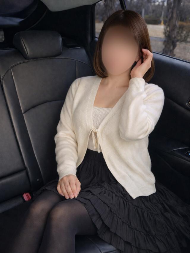 実柑（みか）素人感満載色白敏感奥様プロフィール写真