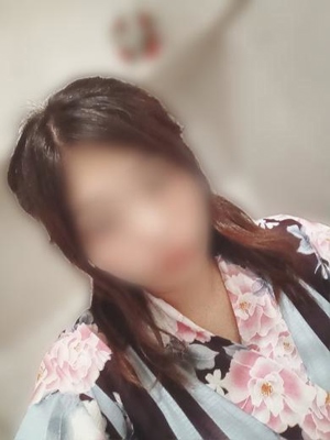 体験シズク(透明感×大人の艶)プロフィール写真