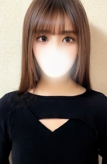 せりか小柄で妖艶美人プロフィール写真