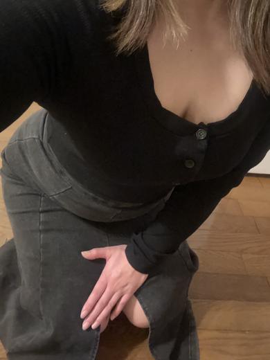 新人◆畠山プロフィール写真