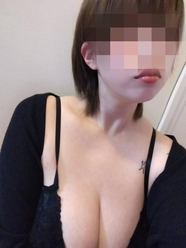 恵麻エマプロフィール写真